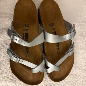 NEW Birkenstock Women's Mayari Sandals